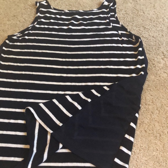 Zenana Outfitters Size Medium Top - Picture 5 of 5